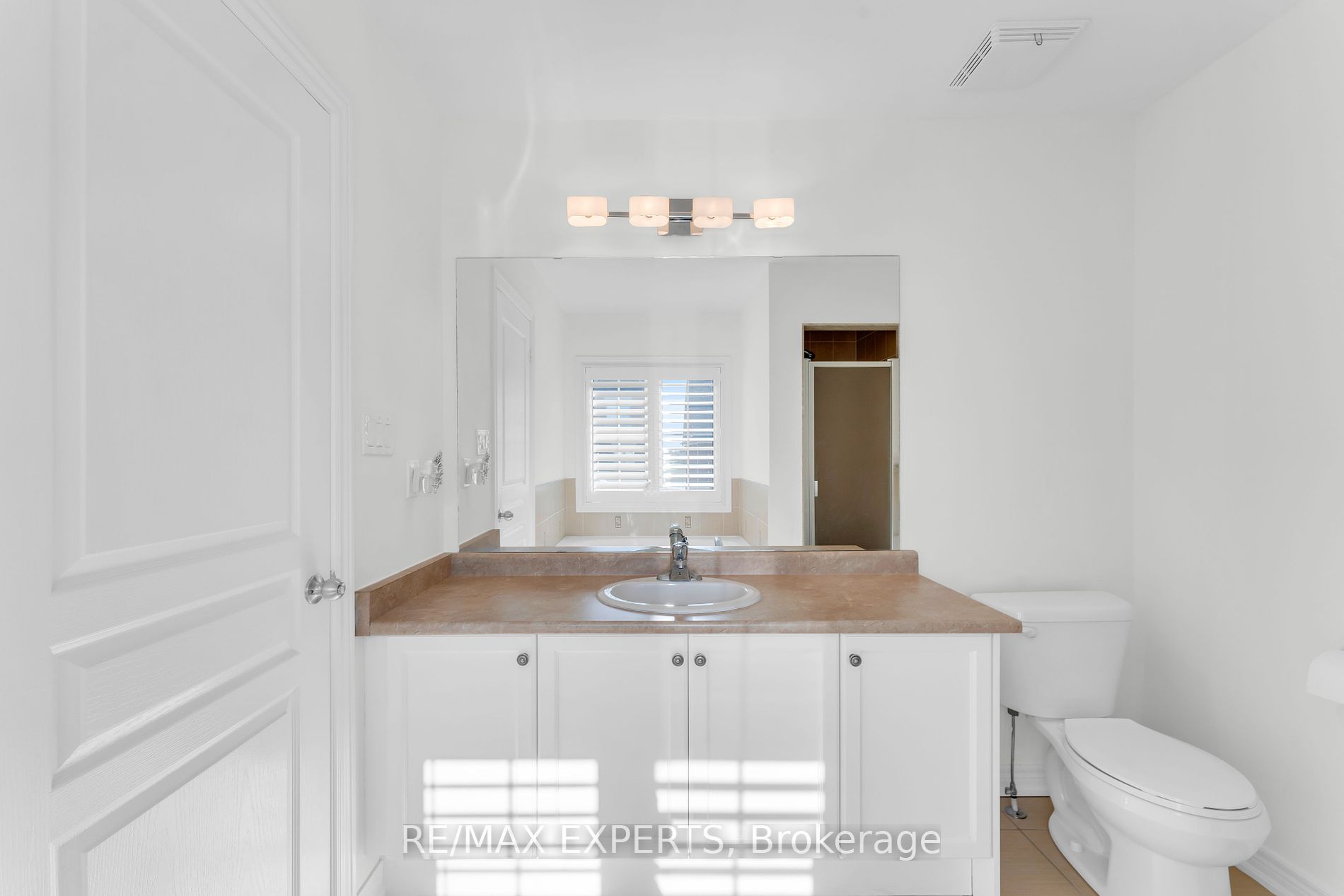 96 Pelee Ave