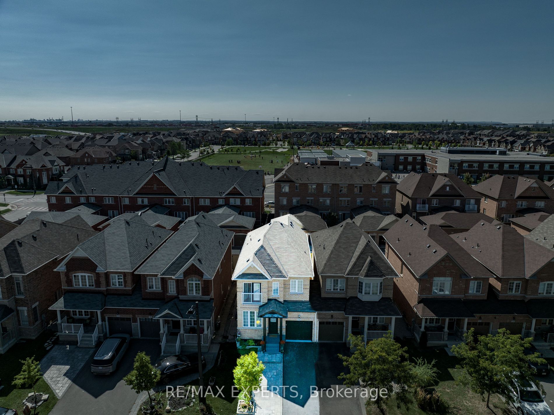96 Pelee Ave