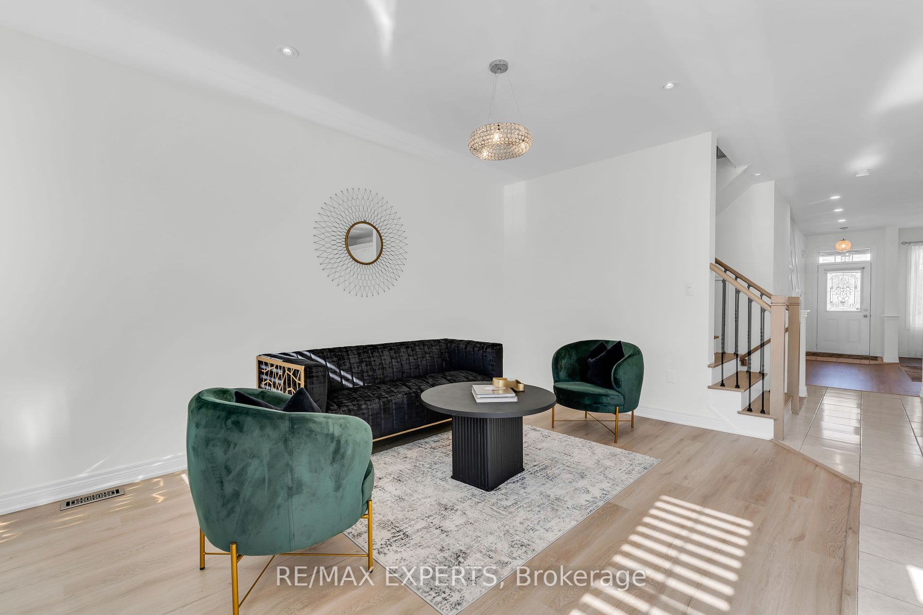 96 Pelee Ave