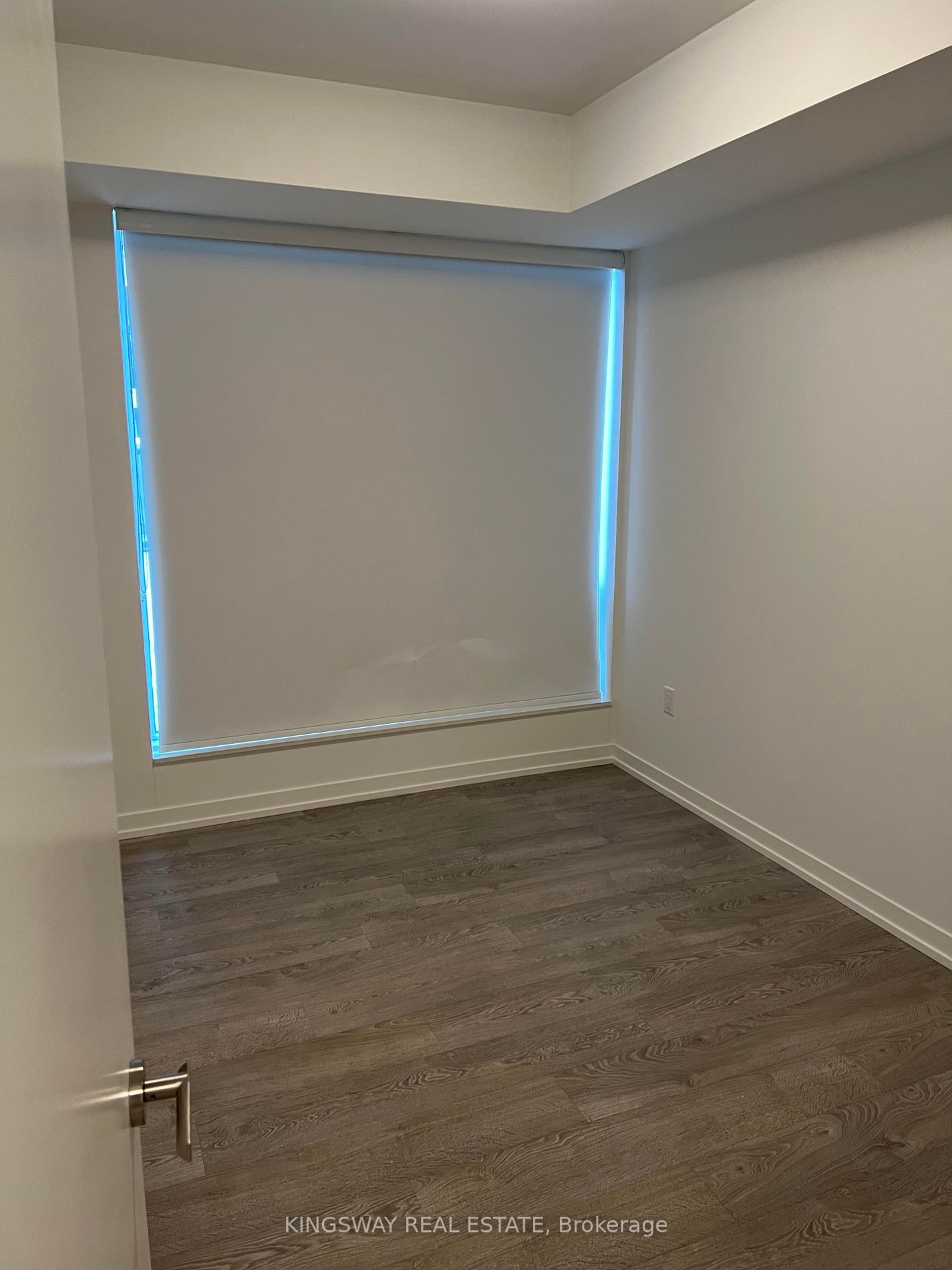 8868 Yonge St, #521E
