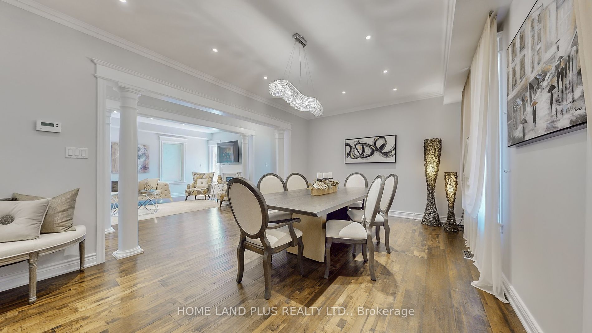 232 Shale Cres