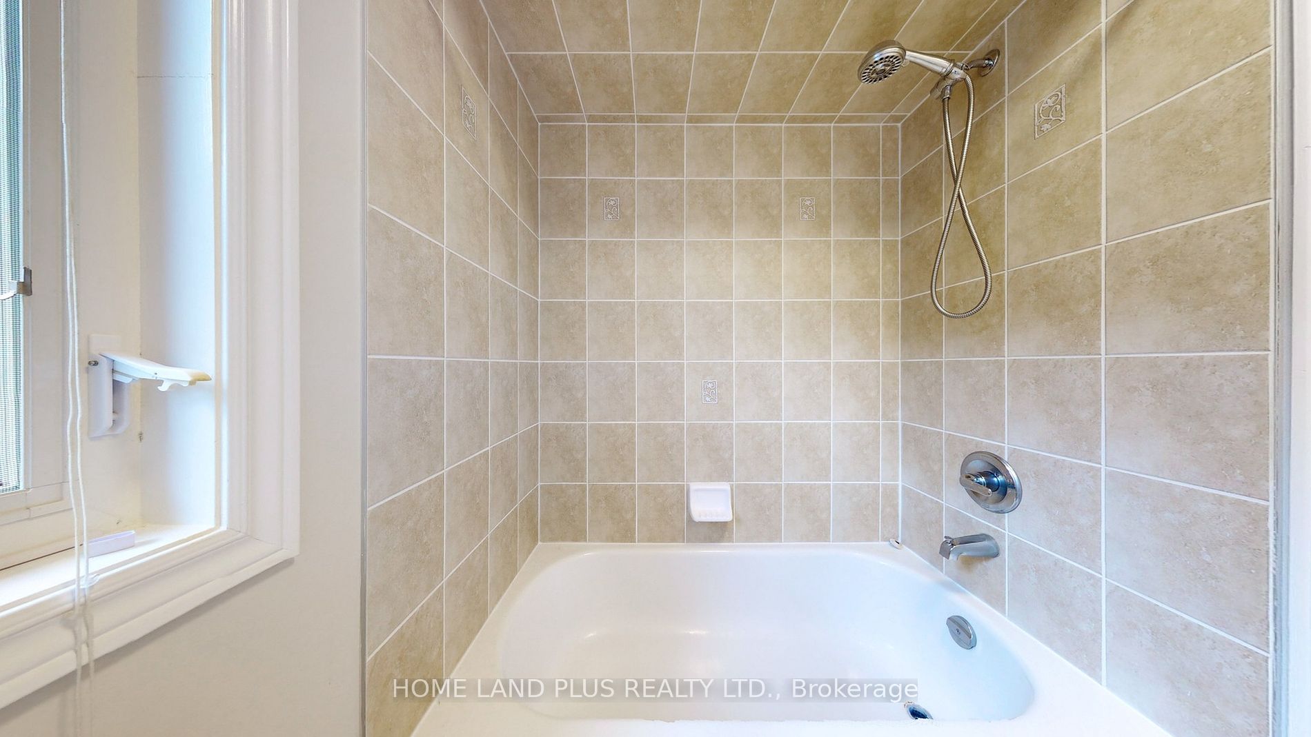 232 Shale Cres