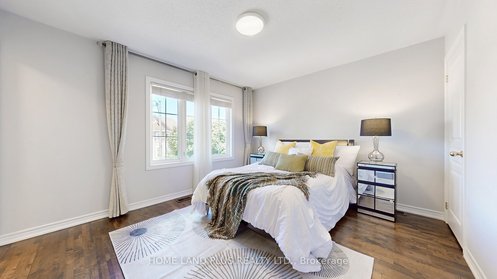 232 Shale Cres
