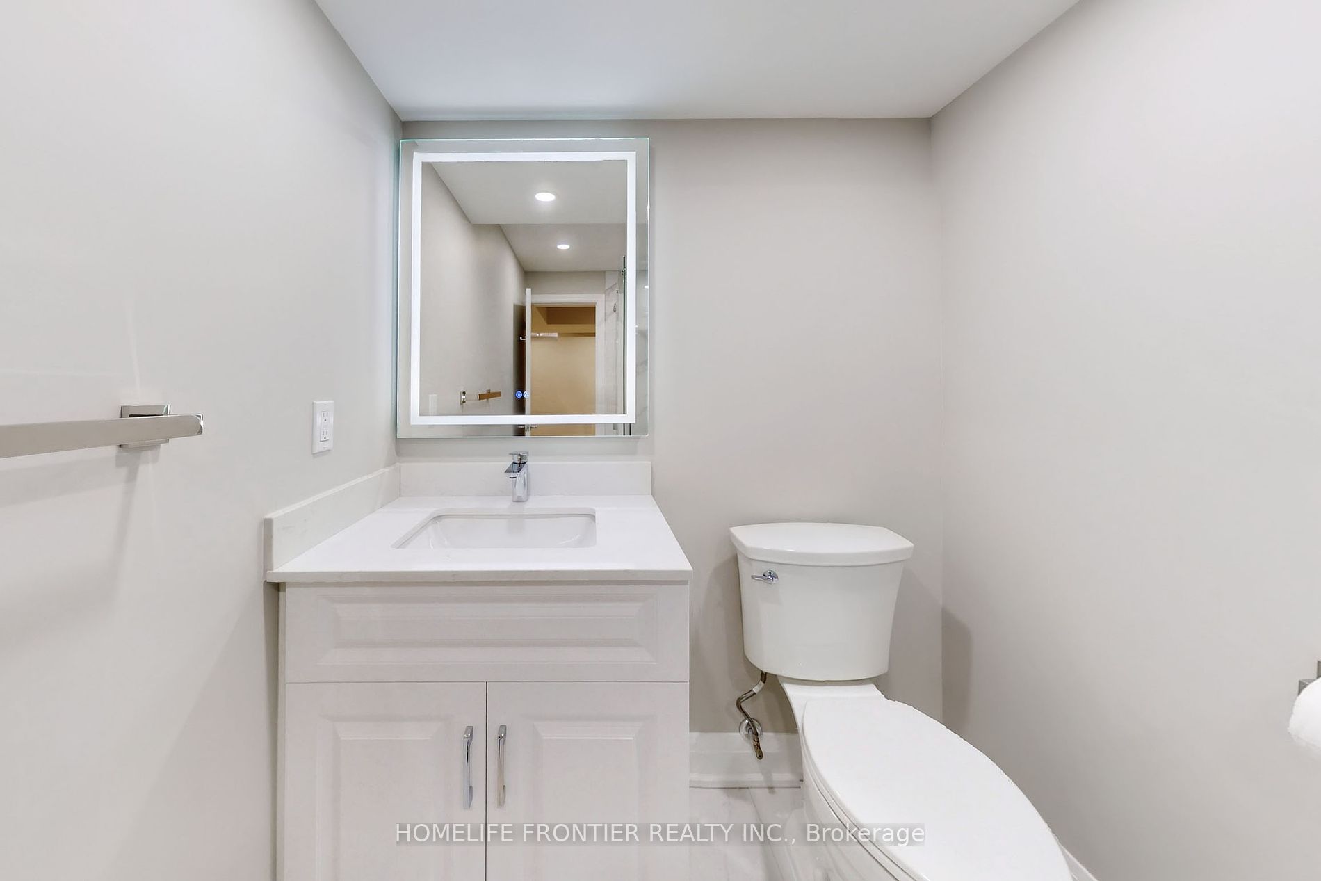 10 Delattaye Ave