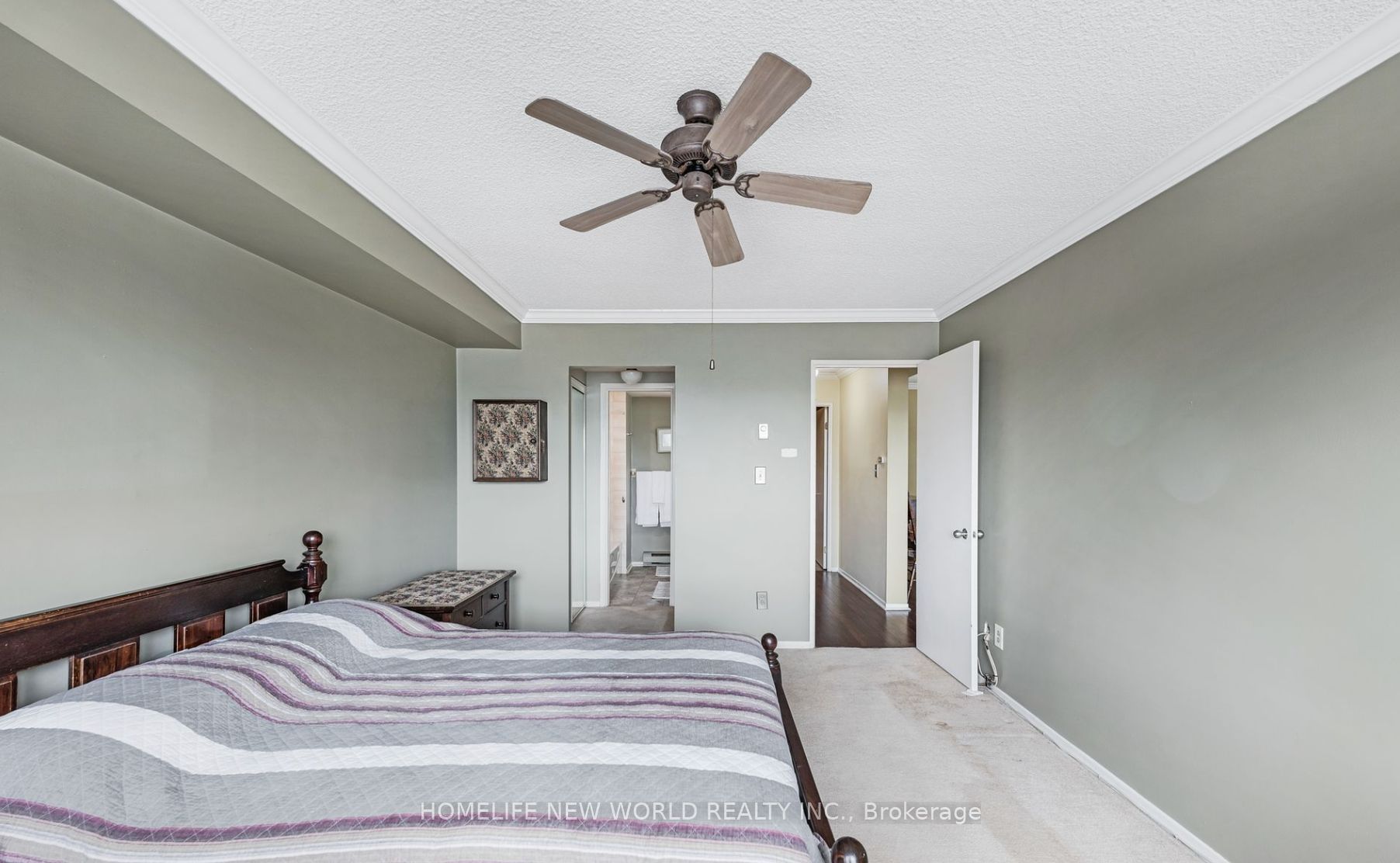 41 Ash Street #402