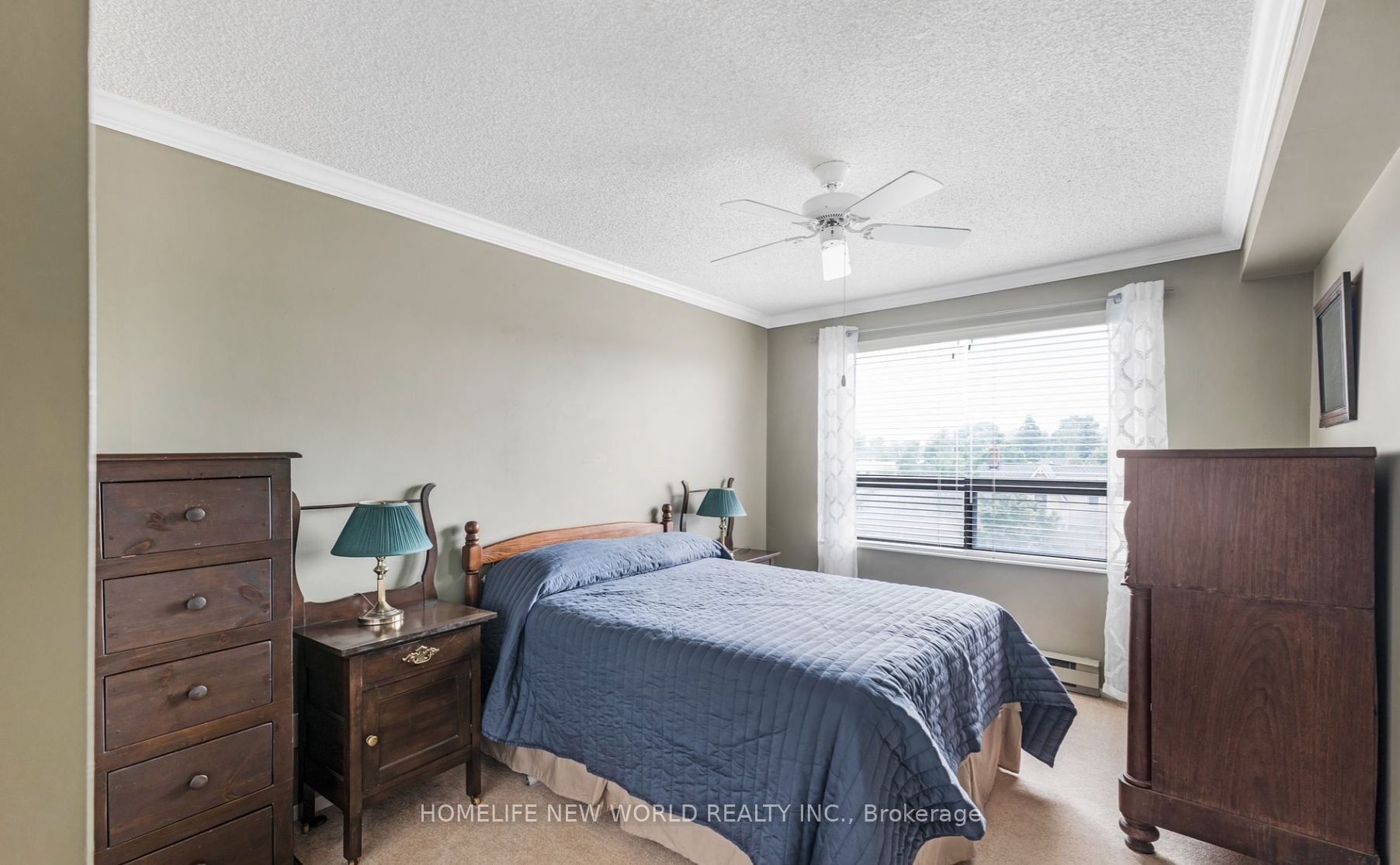 41 Ash Street #402