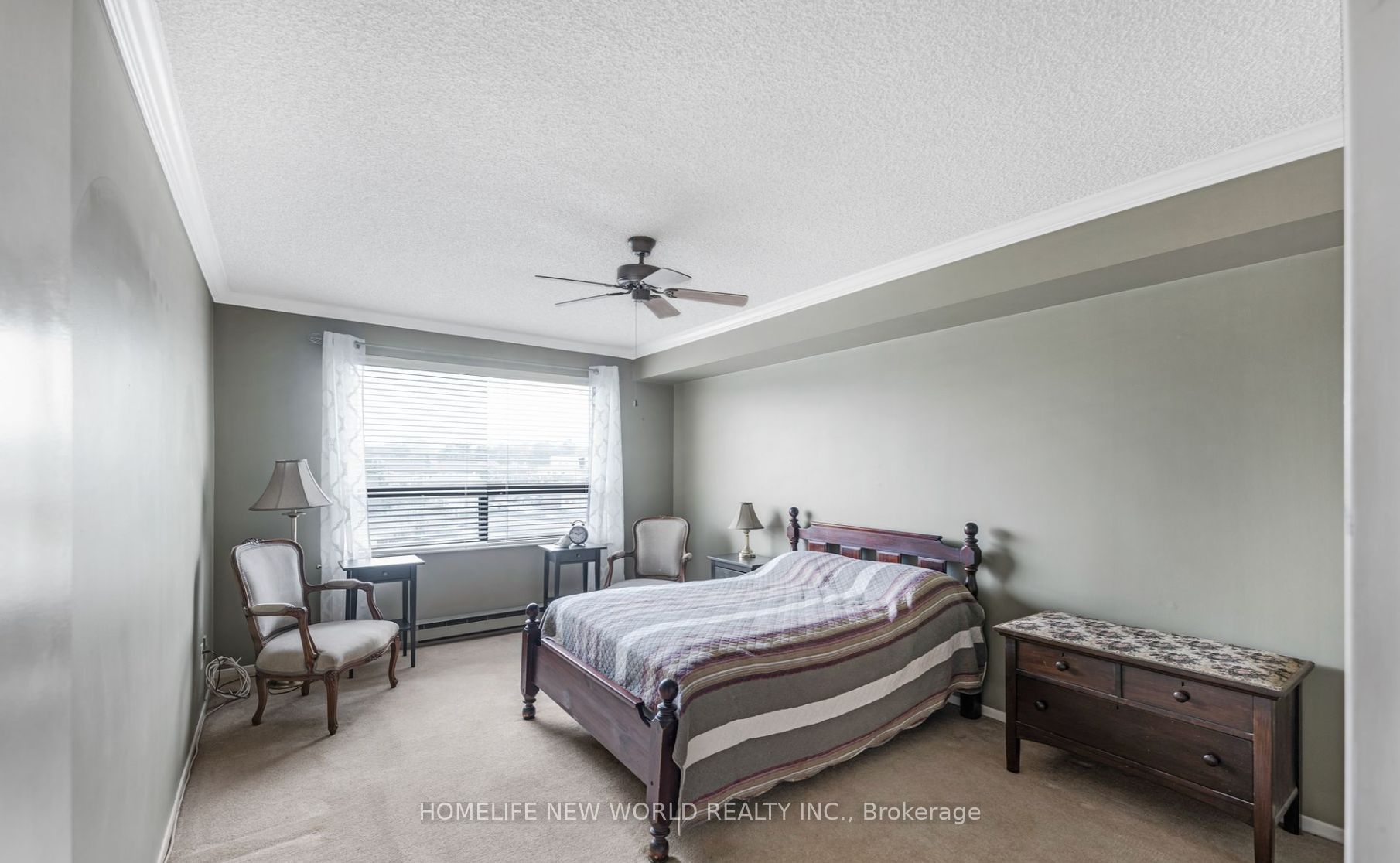41 Ash Street #402
