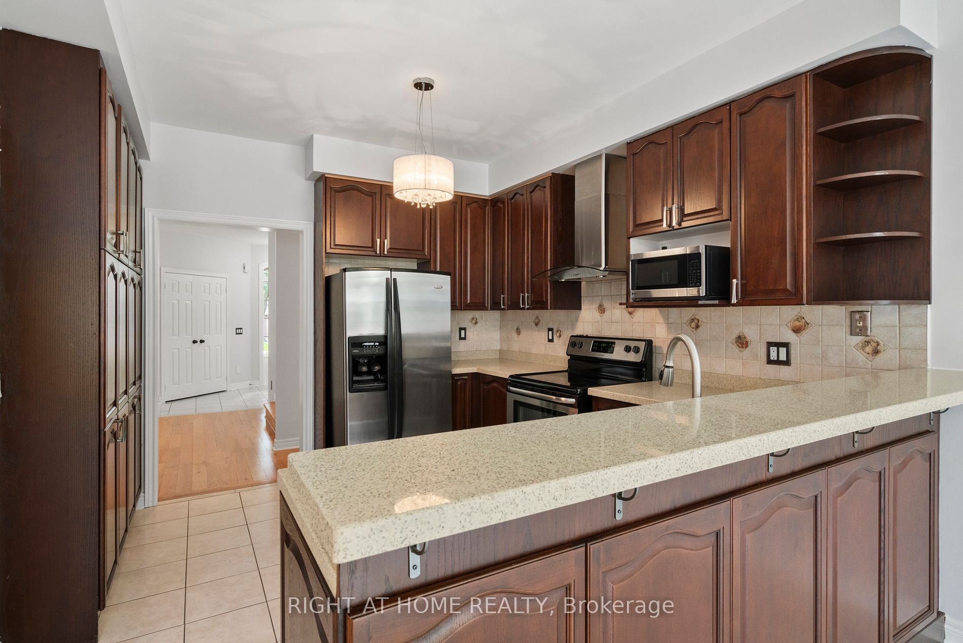 16 Sylwood Cres