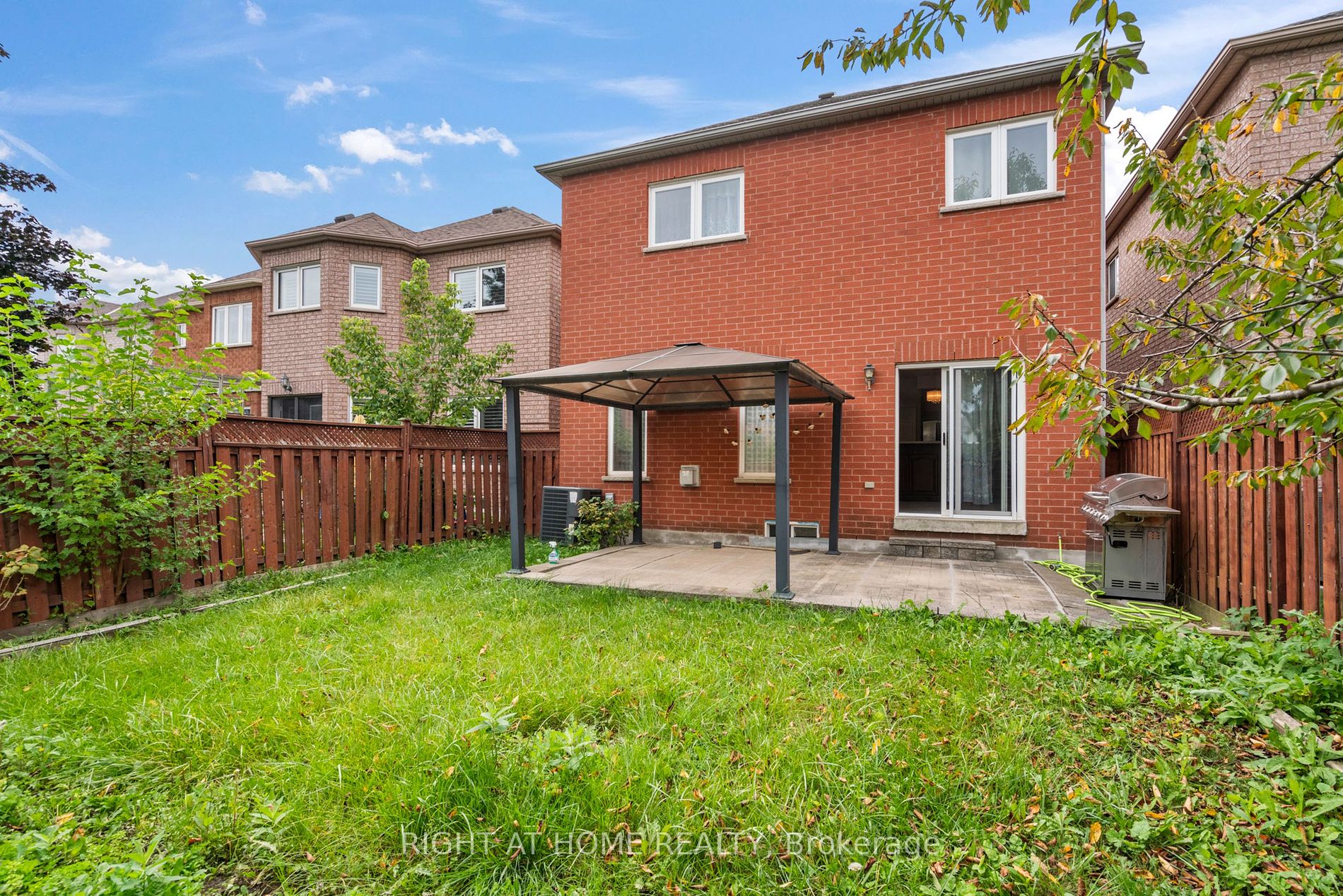 16 Sylwood Cres