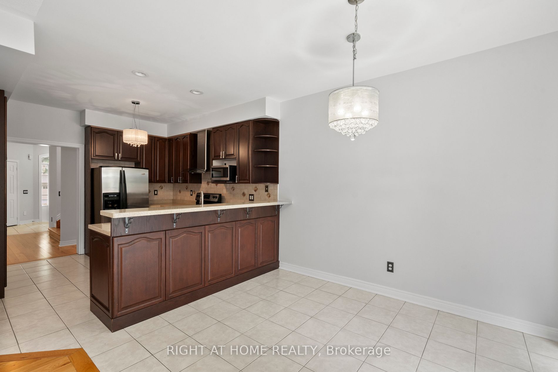 16 Sylwood Cres