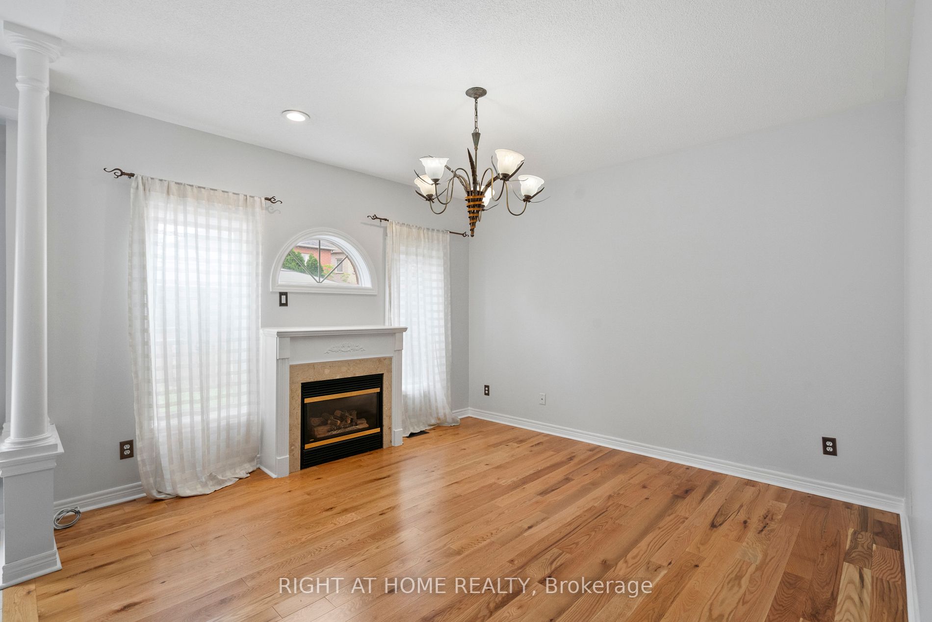 16 Sylwood Cres