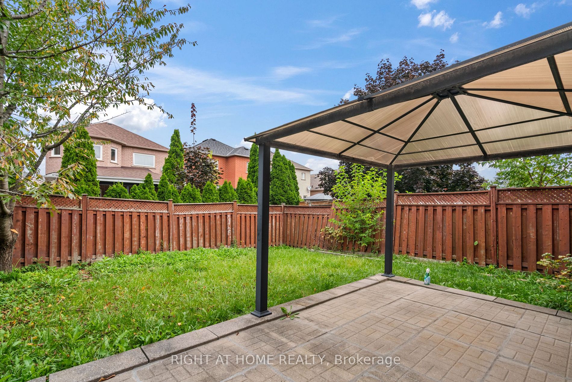 16 Sylwood Cres