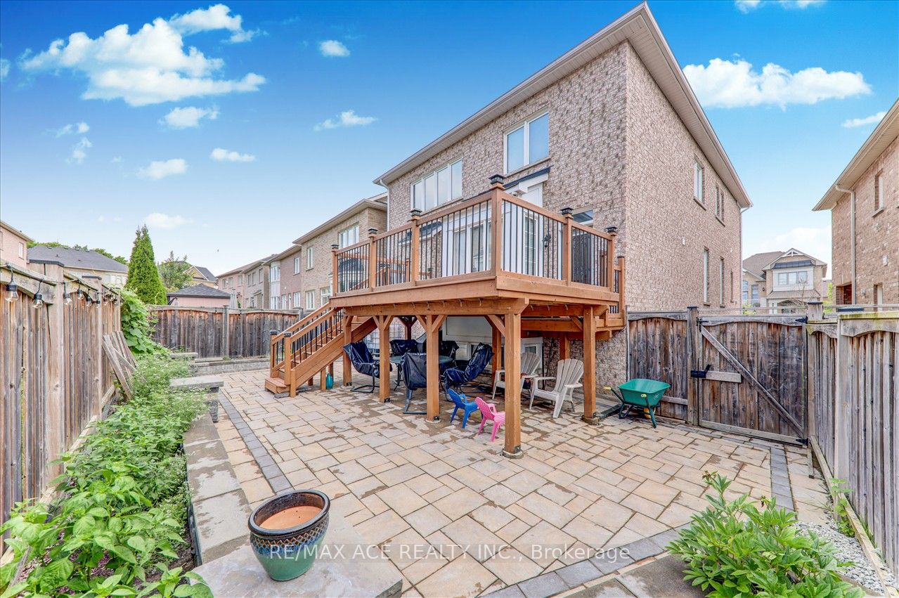 42 Grayleaf Drive