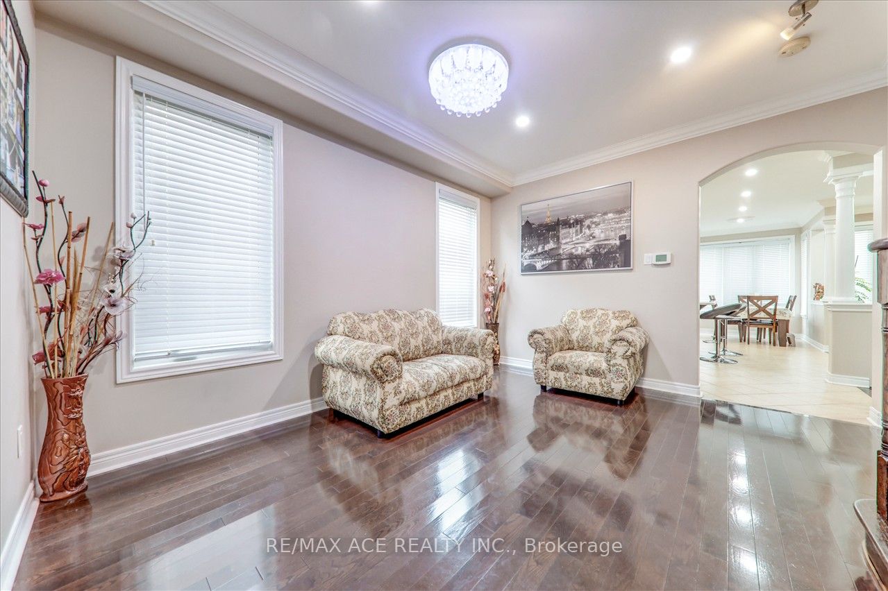42 Grayleaf Drive