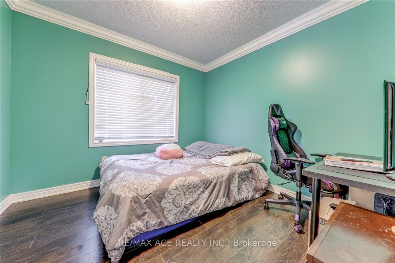 42 Grayleaf Drive