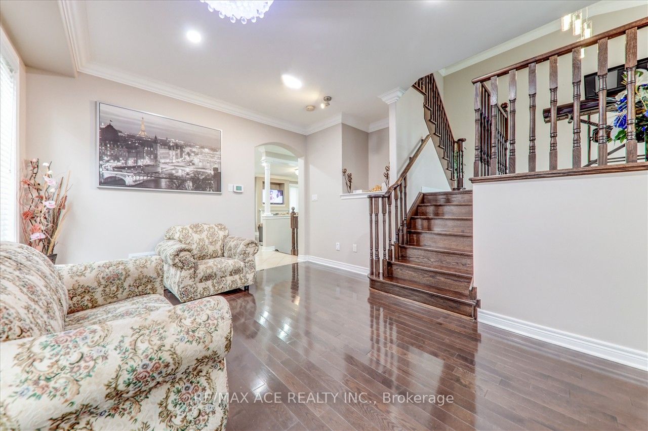 42 Grayleaf Drive