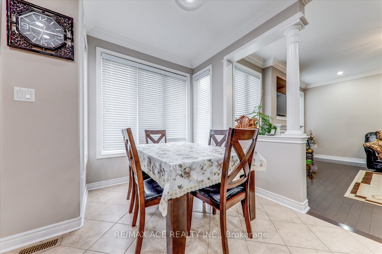 42 Grayleaf Drive