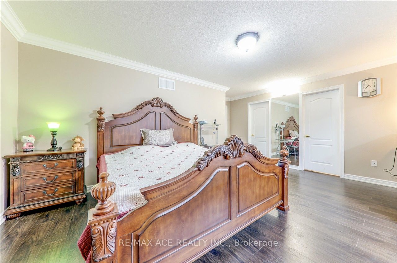 42 Grayleaf Drive