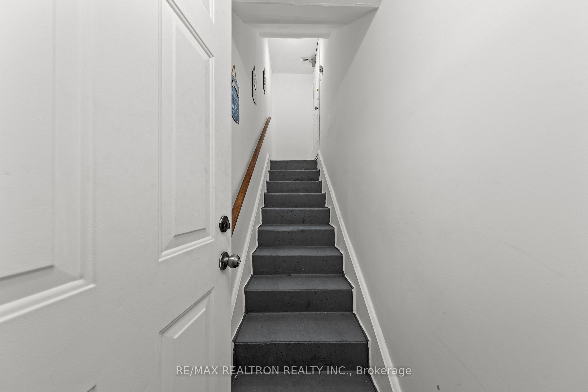 14 Mortimer Crt
