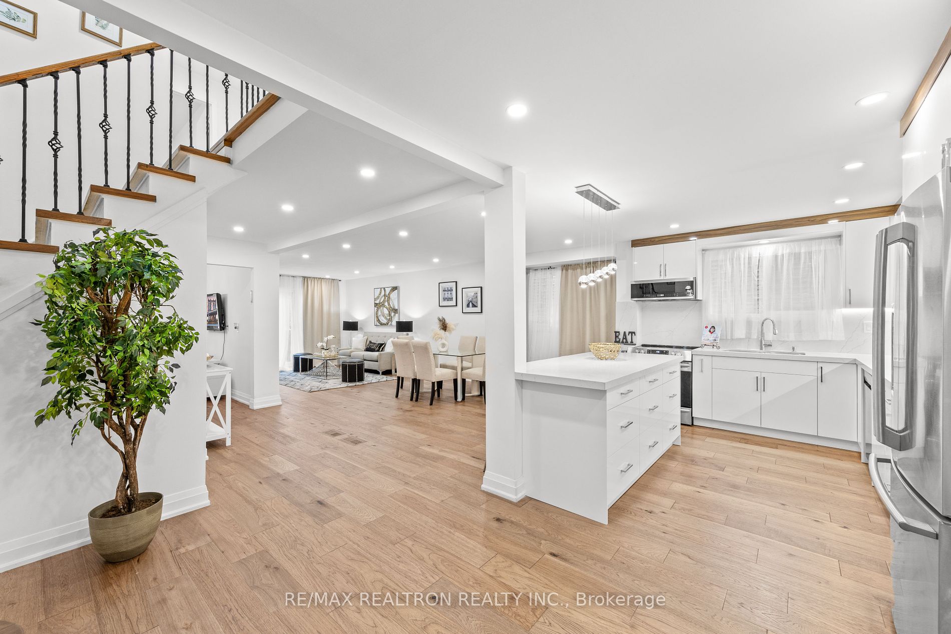 14 Mortimer Crt