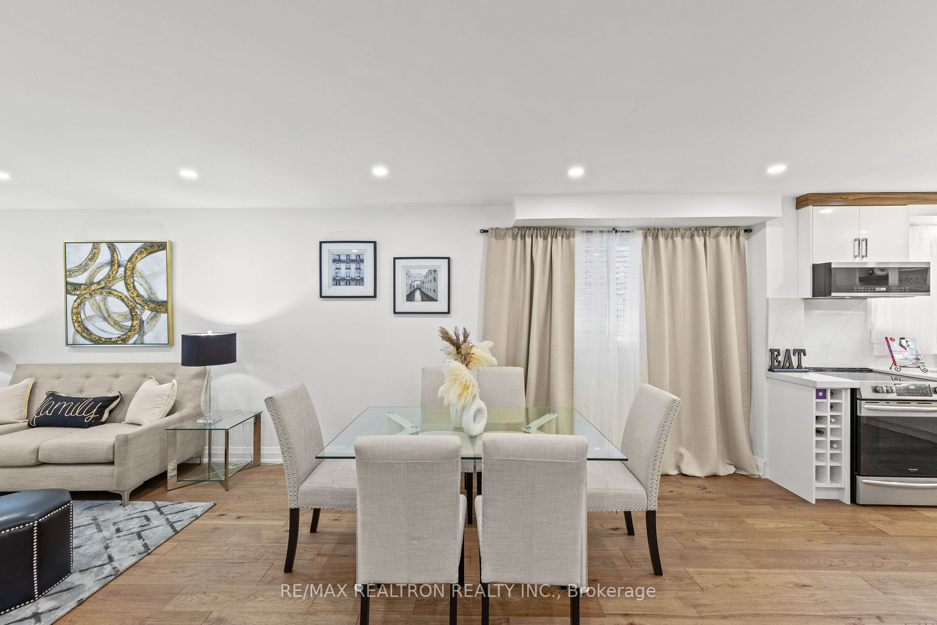 14 Mortimer Crt