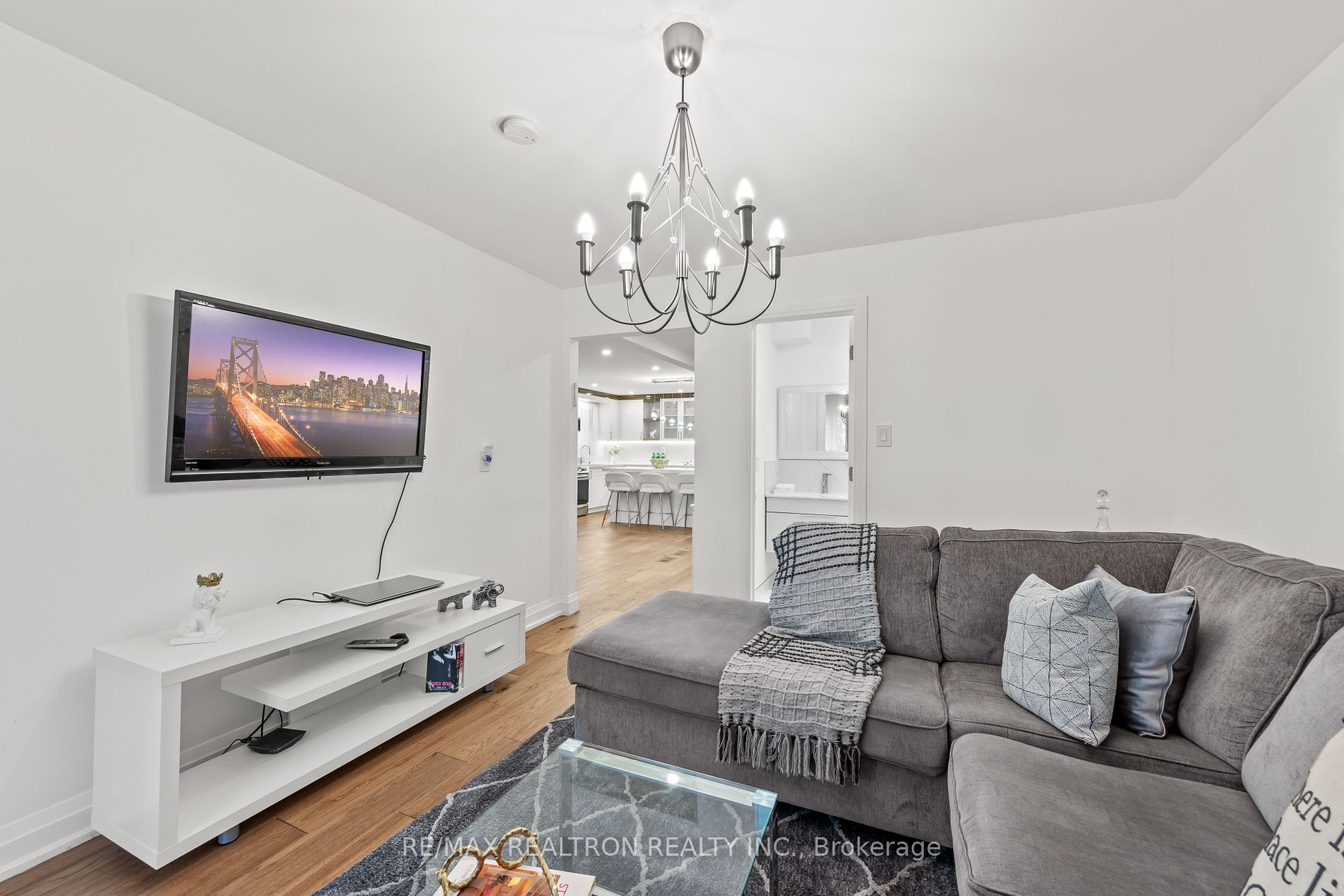 14 Mortimer Crt