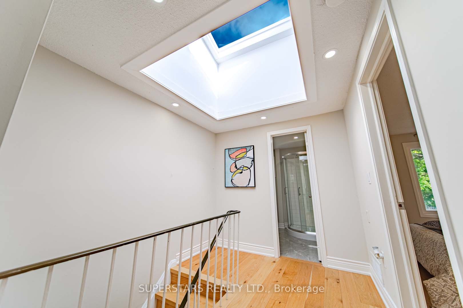 76 Cottsmore Cres