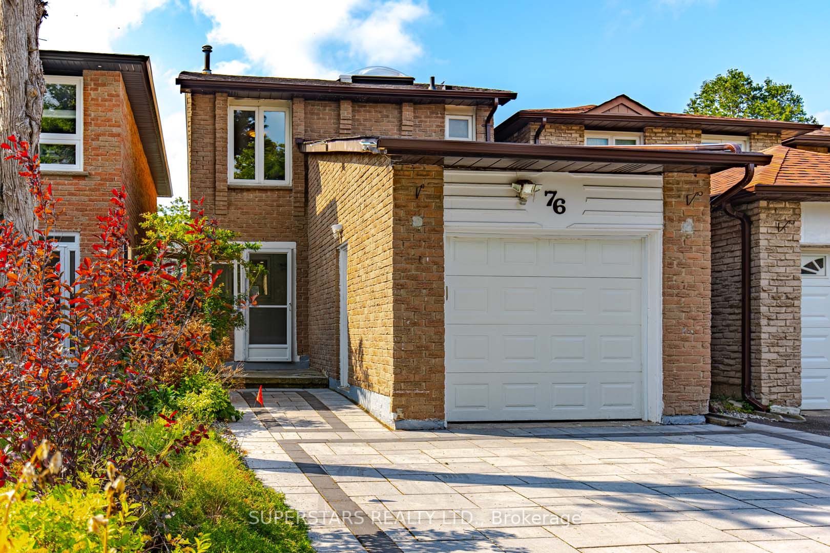 76 Cottsmore Cres