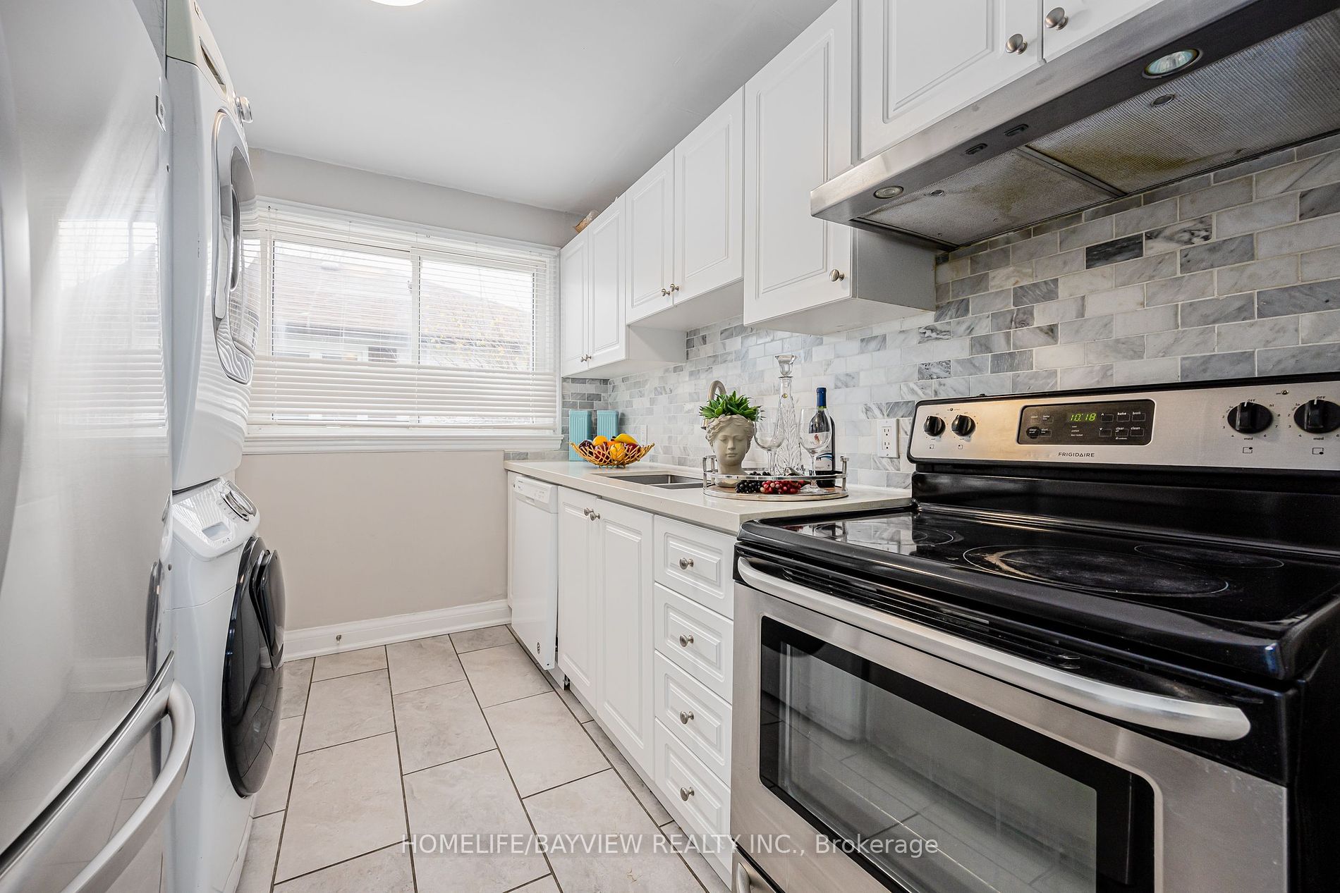 164 Eagle Street, #Upper