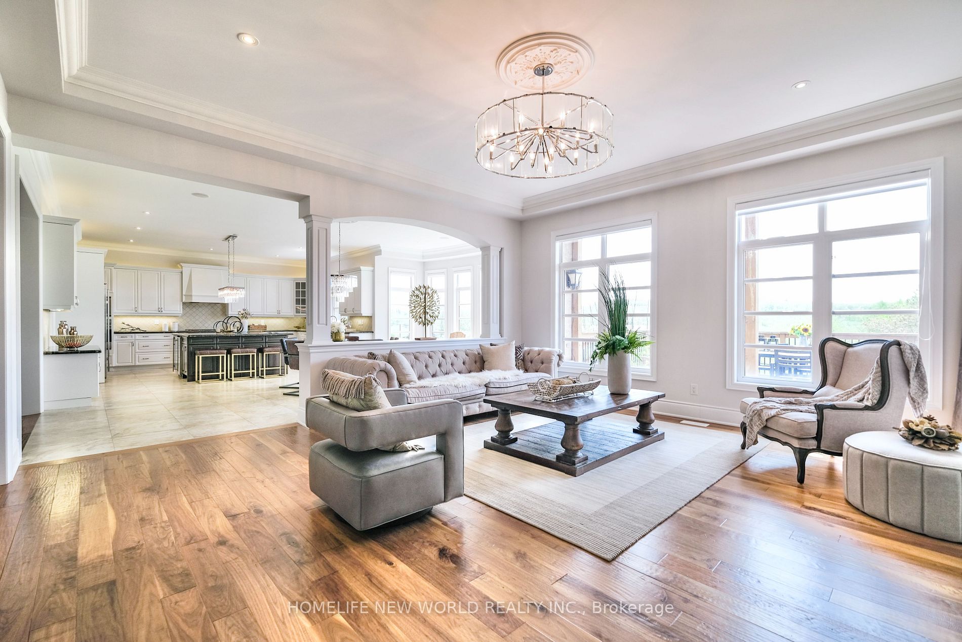 98 Carisbrooke Circ