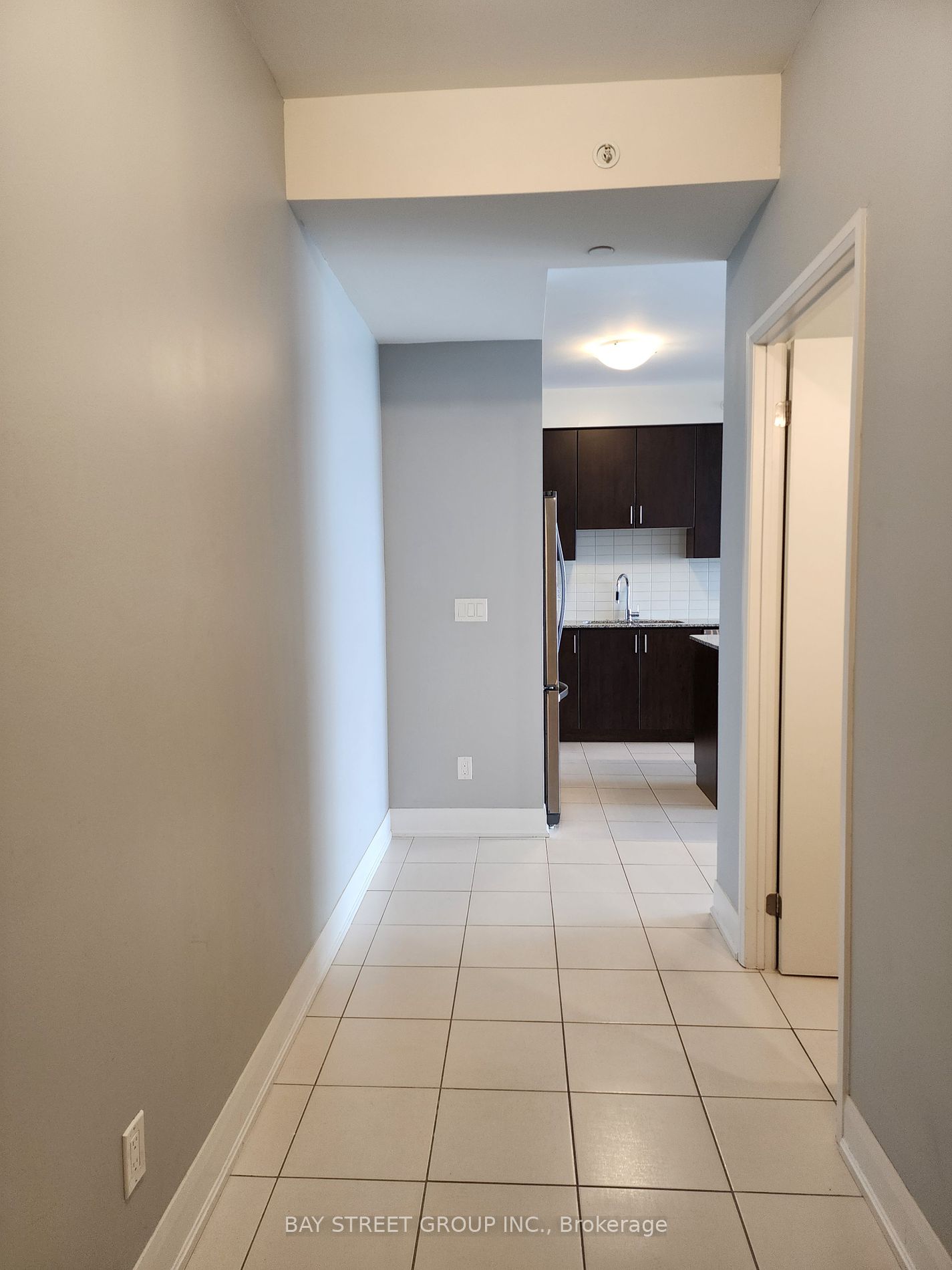 2900 Highway 7 Rd, #801