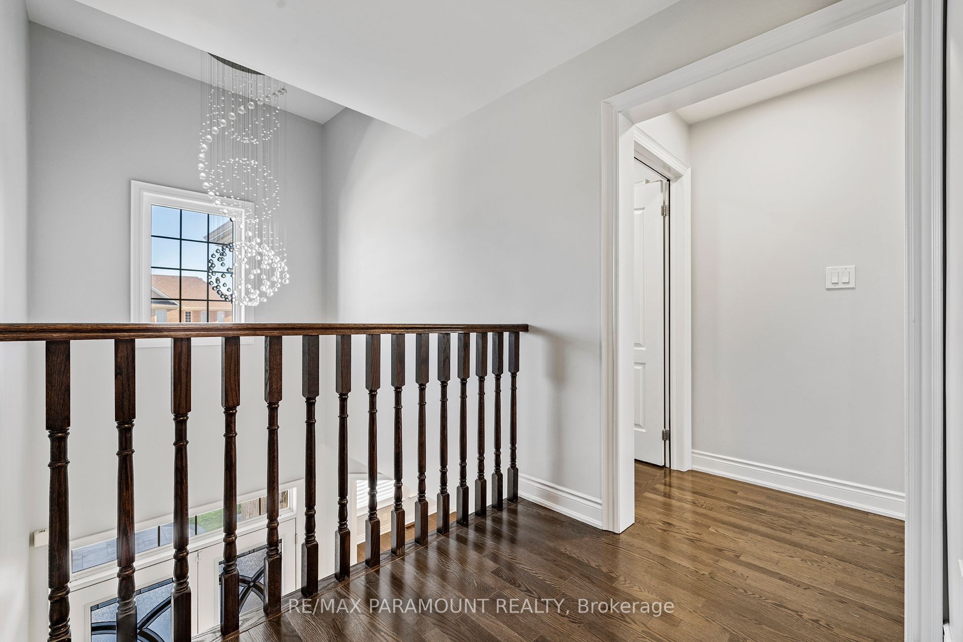 8 W. Dykie Court