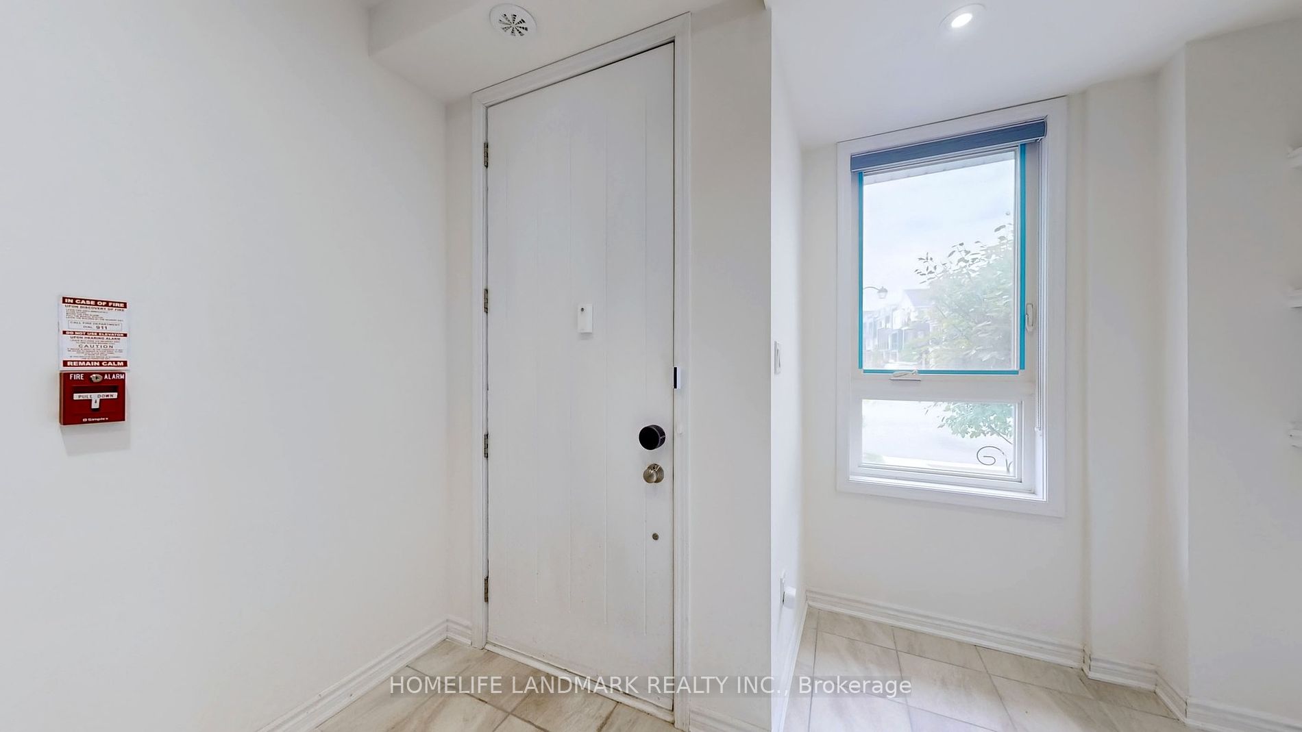 20 Adam Sellers Street, #28