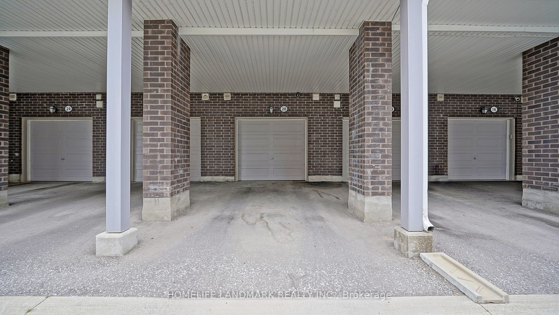 20 Adam Sellers Street, #28