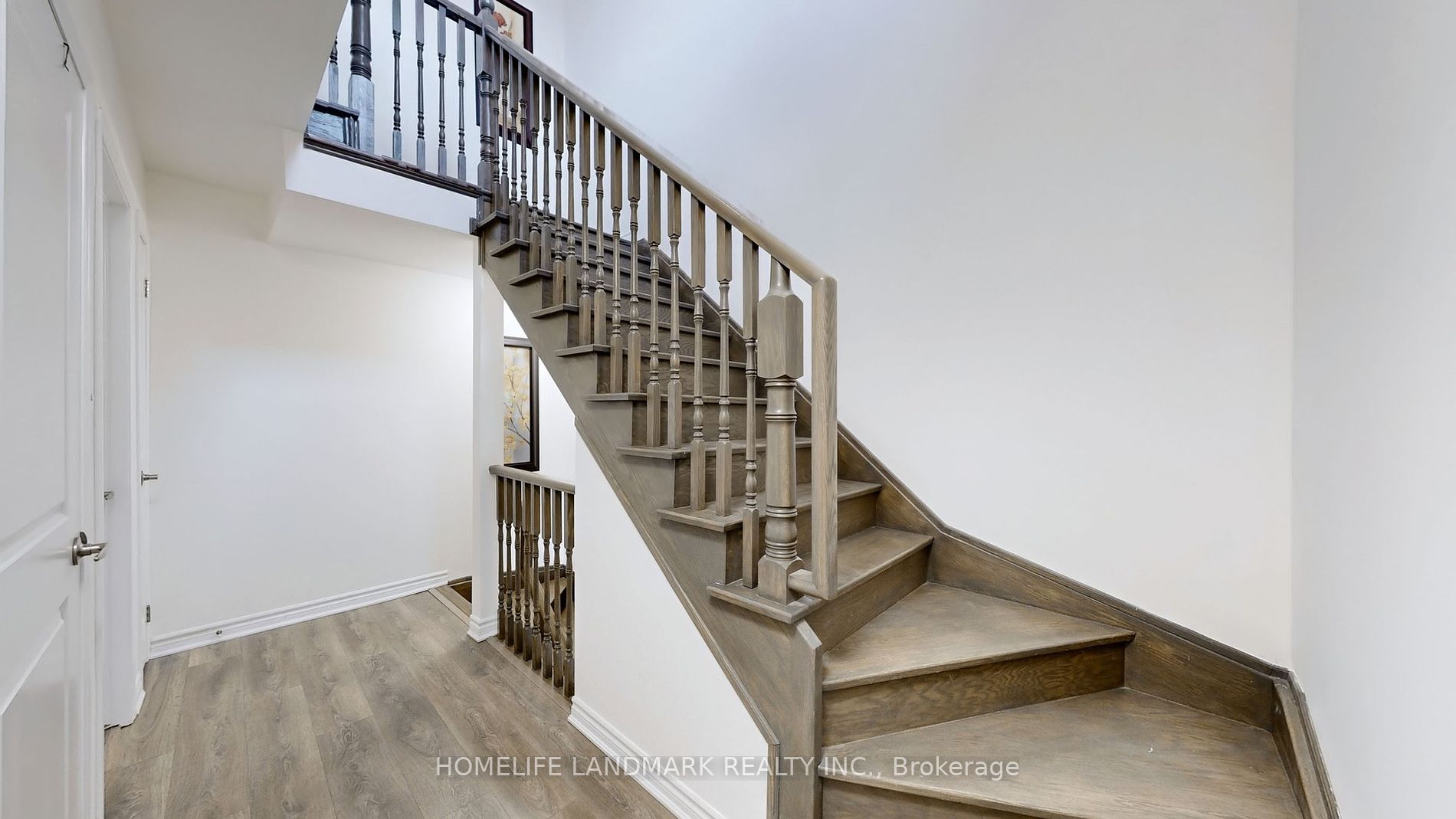 20 Adam Sellers Street, #28