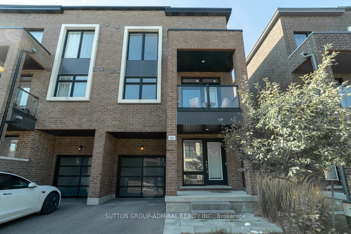 153 Moneypenny Place