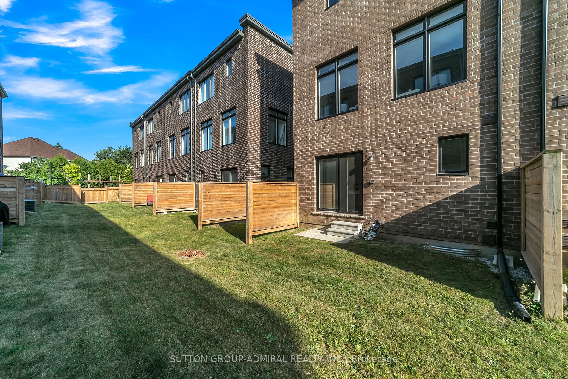 153 Moneypenny Place