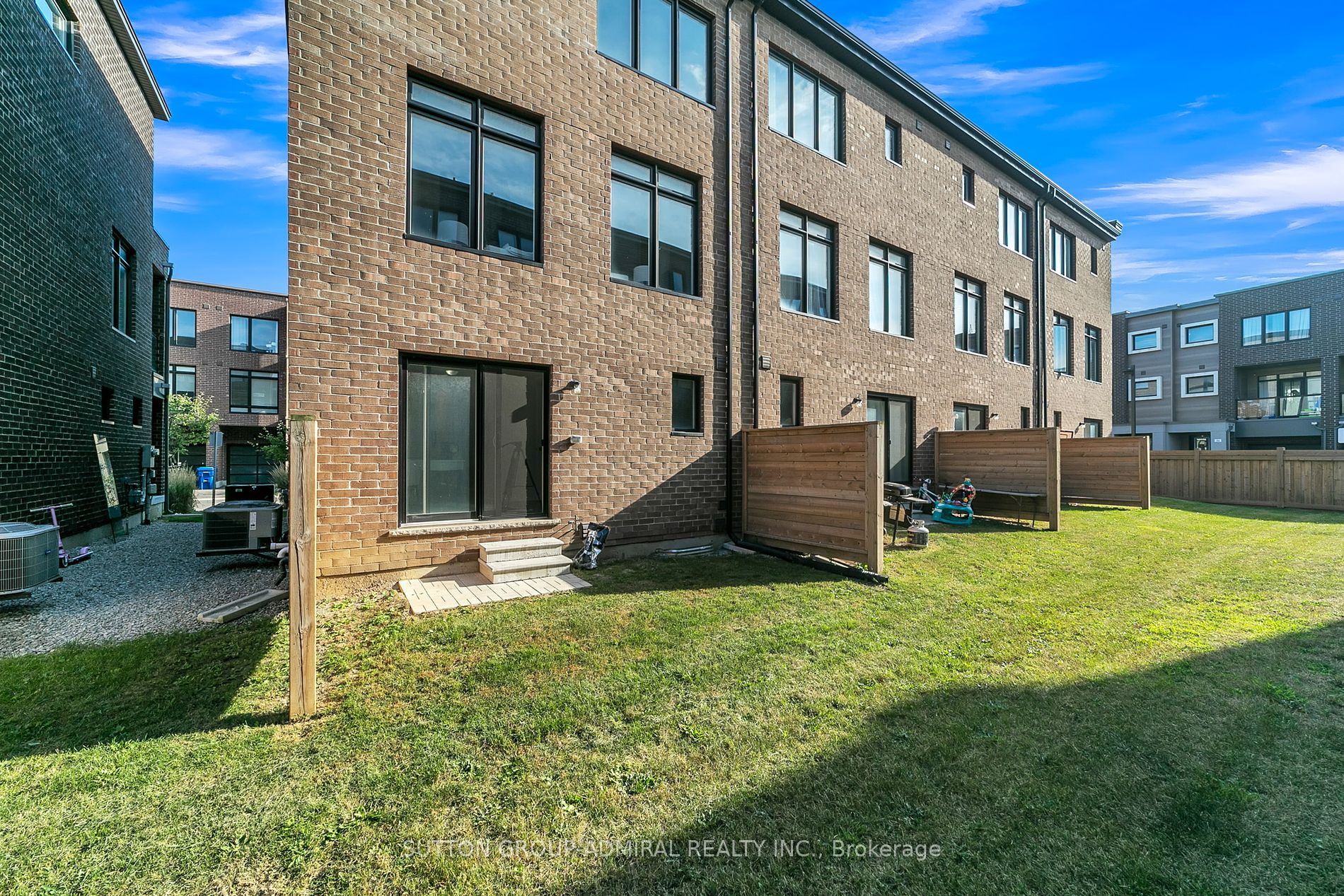 153 Moneypenny Place