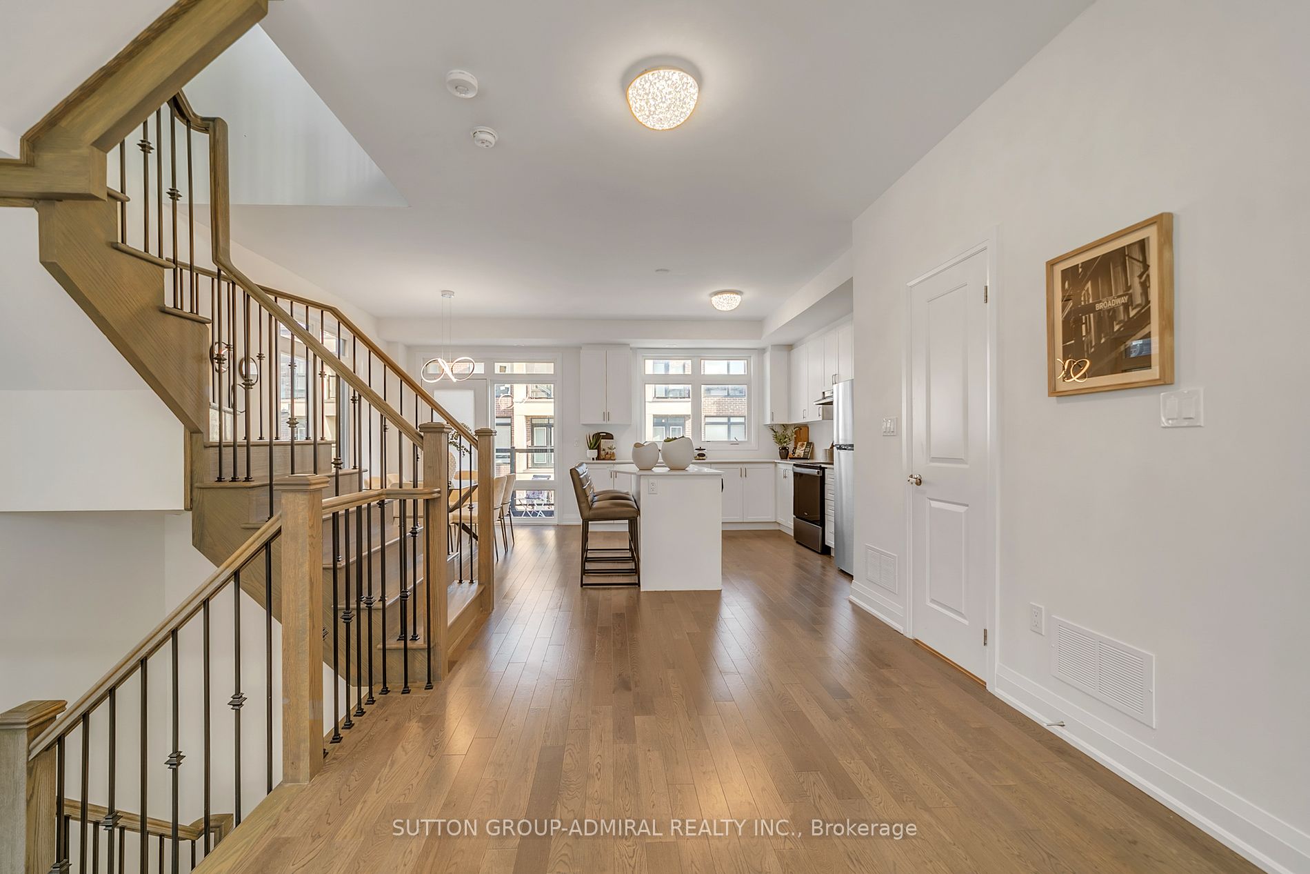 153 Moneypenny Place