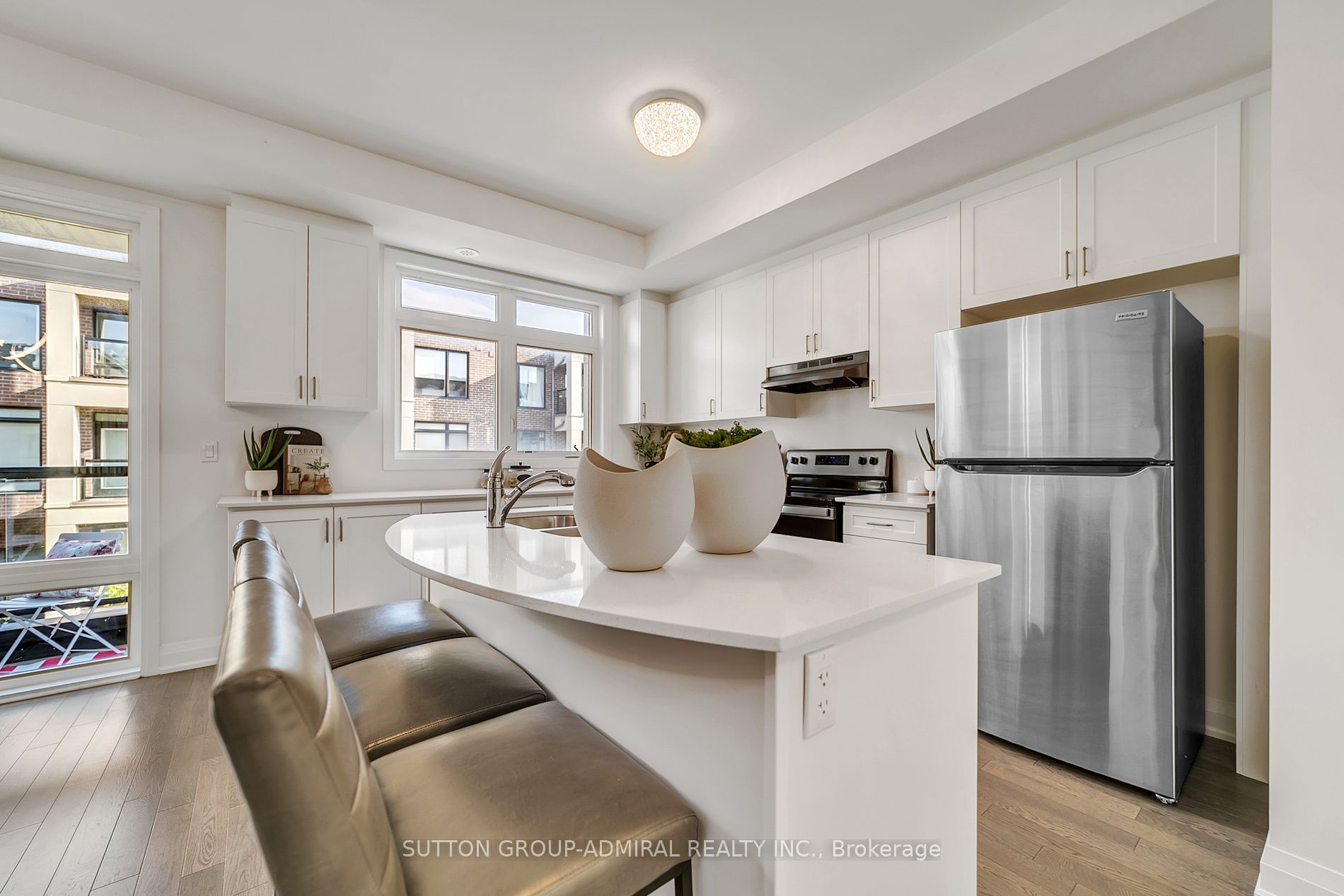 153 Moneypenny Place