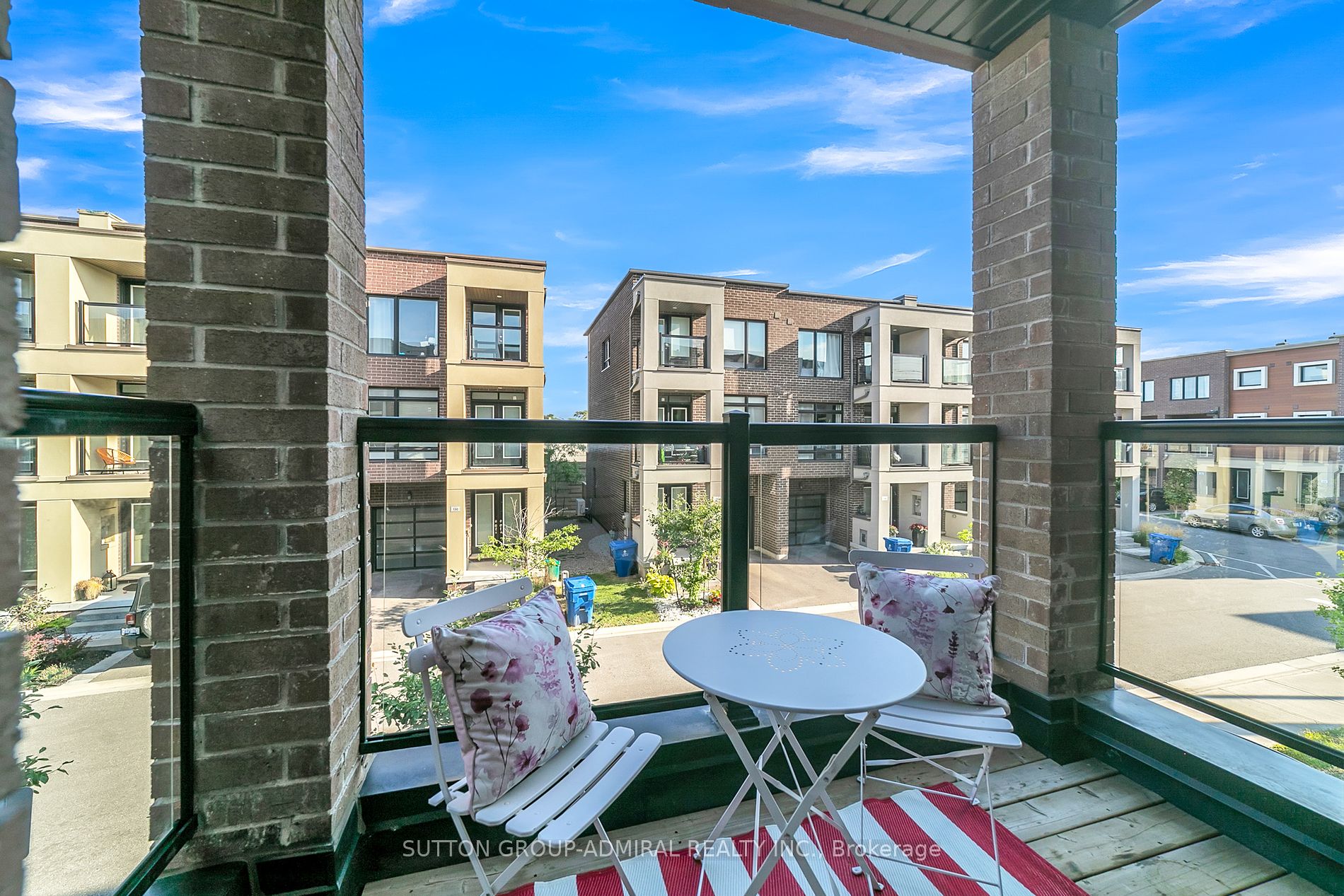 153 Moneypenny Place