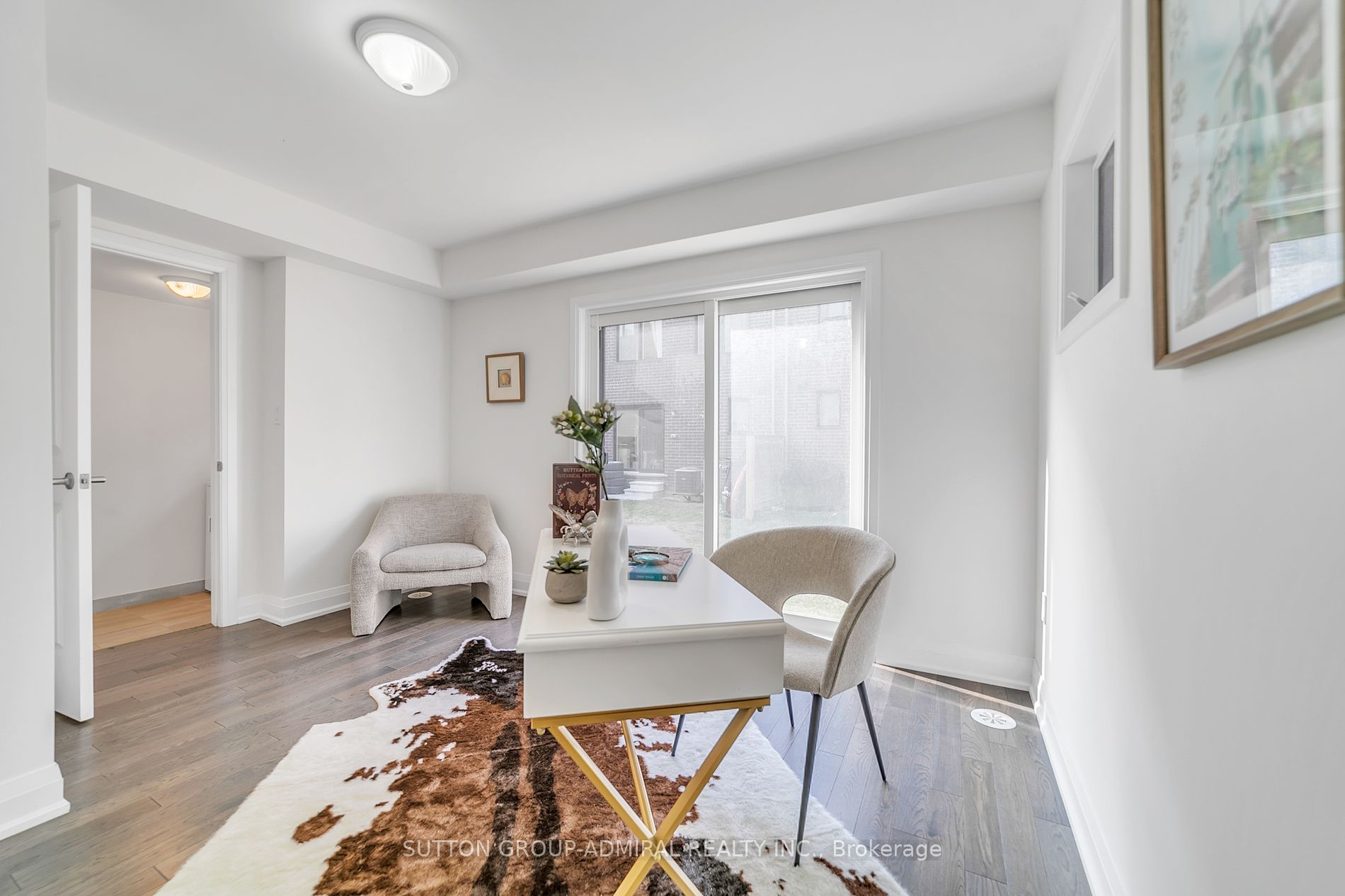 153 Moneypenny Place