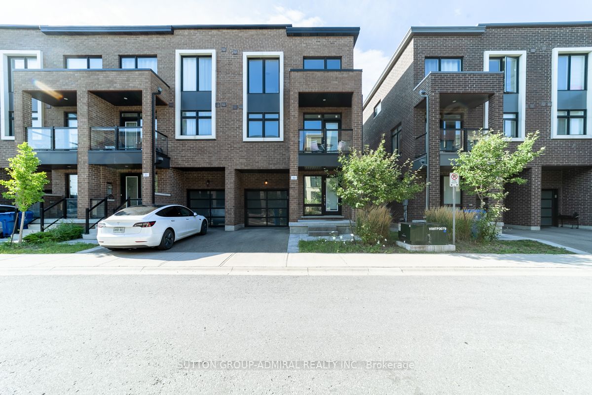 153 Moneypenny Place