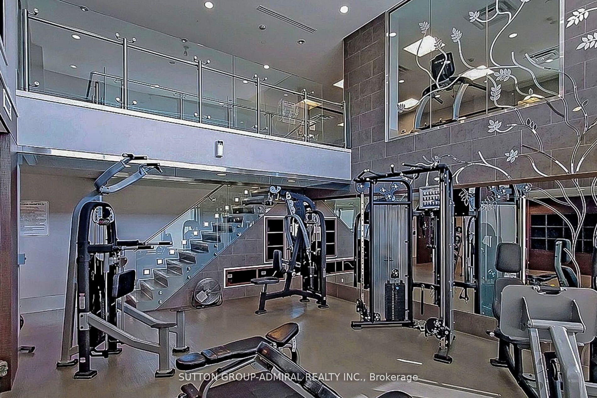 7608 Yonge St, #326