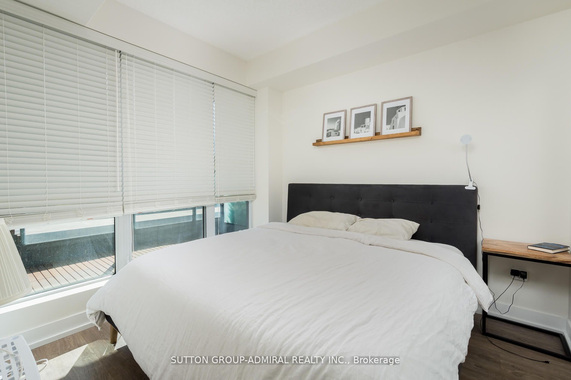 7608 Yonge St, #326