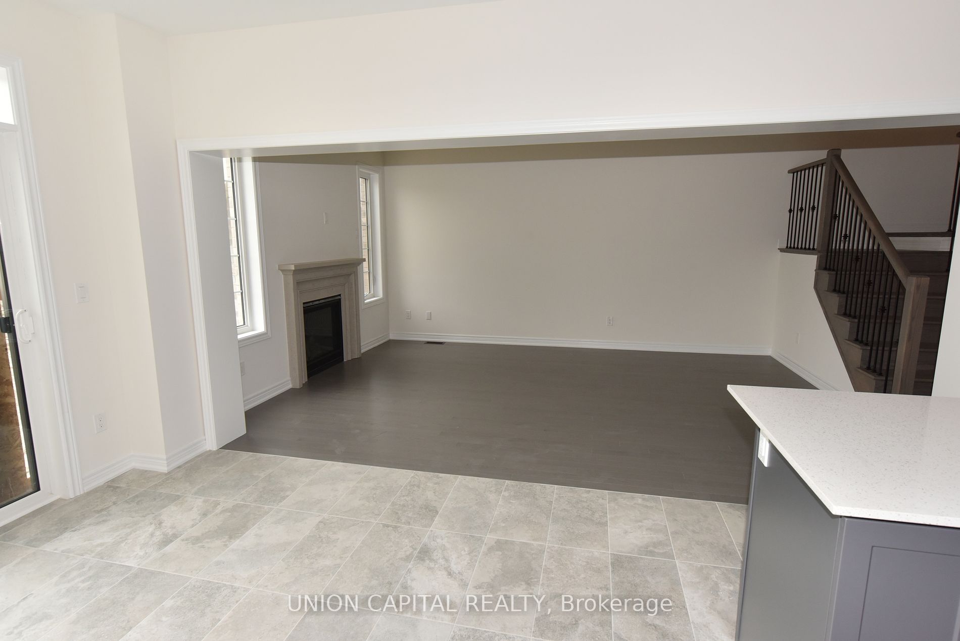 1378 Davis Loop N