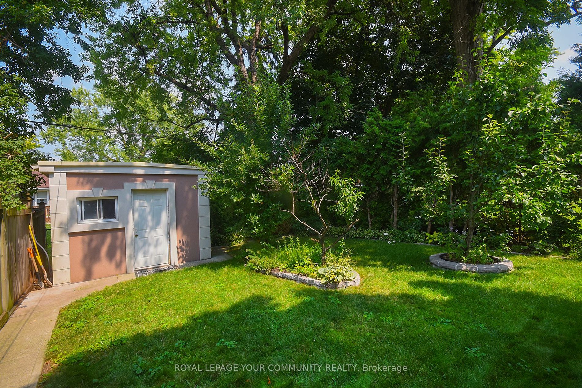 44 Burwick Avenue
