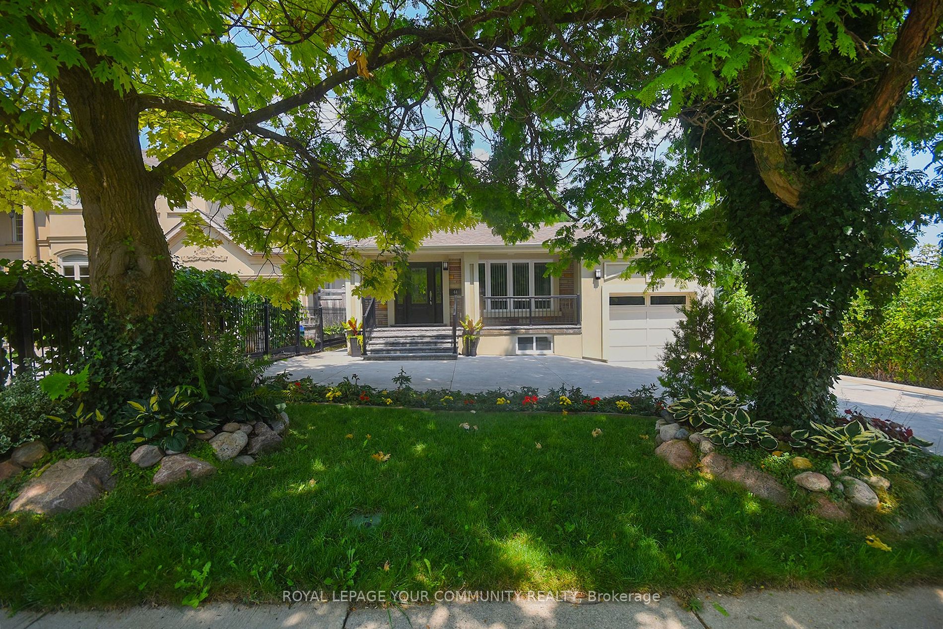 44 Burwick Avenue
