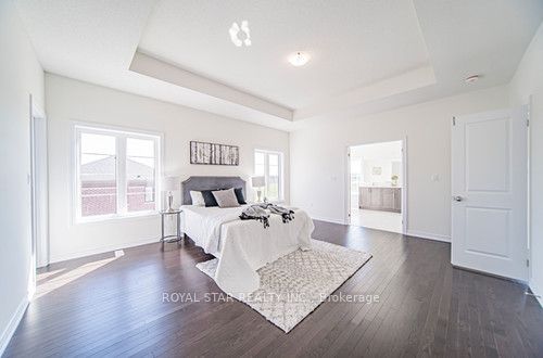 72 Weslock Cres