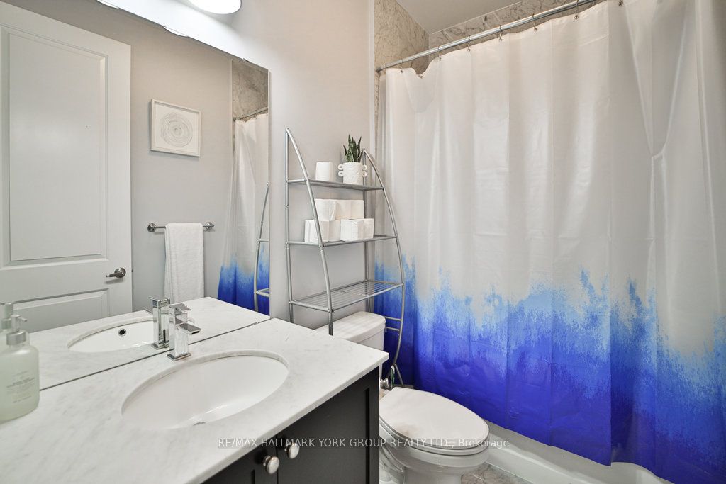 15277 Yonge St, #303